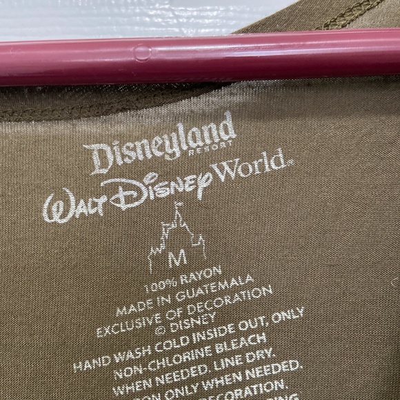 Disney Pirates of the Caribbean Women's Shirt - Picture 6 of 9